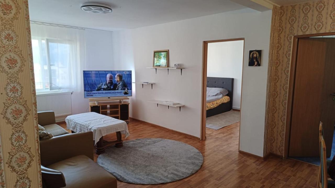 Apartament Marly Cathedral Gura Humorului Bagian luar foto